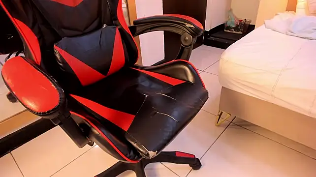 Chat +18 de LeoDrake_ ao vivo