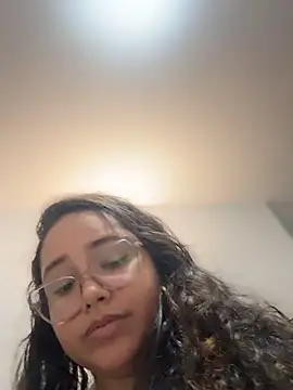 CurlyGirl_1's Live XXX Chat