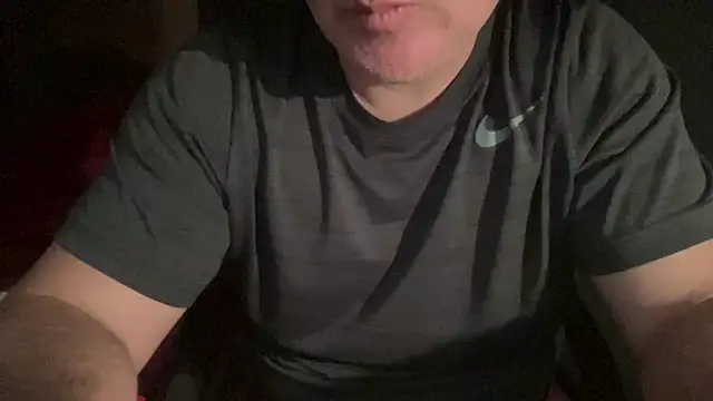 Dartacan44 live XXX chat