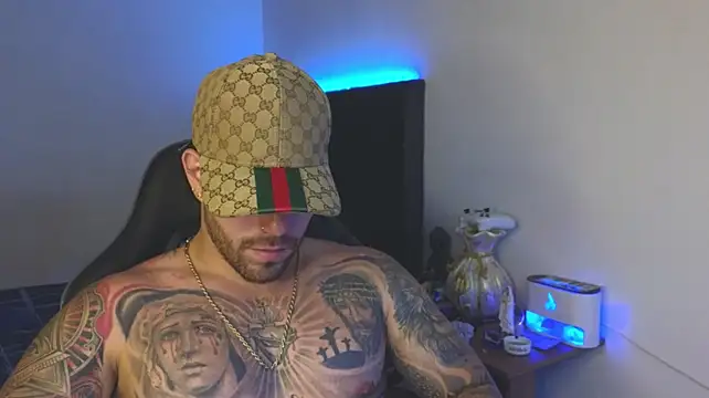 Chat XXX Live Ades_Lowe