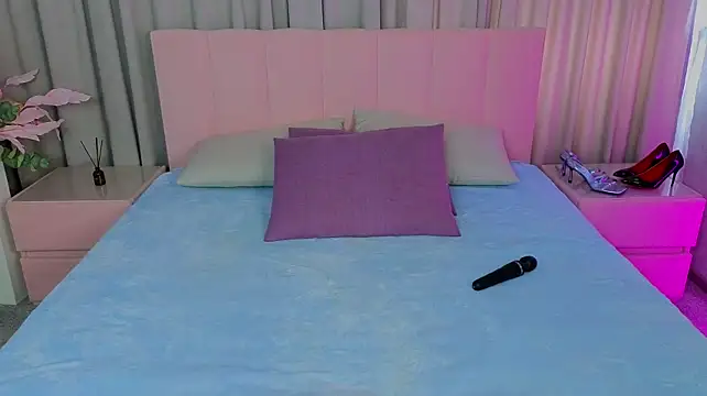 Ariana_Petite's Live XXX Chat
