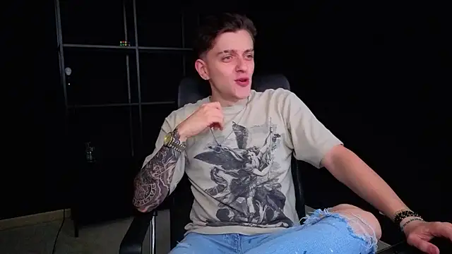 FelixStarkk লাইভ XXX চ্যাট