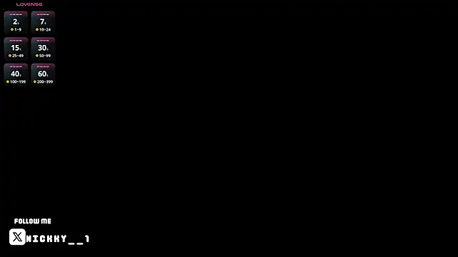 XXX chat uživo modela nickky__