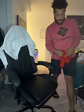 دردشة HornyStr8Freak الجنسية المباشرة