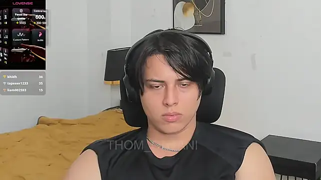 Chat XXX en directo de Thom_Ohtani