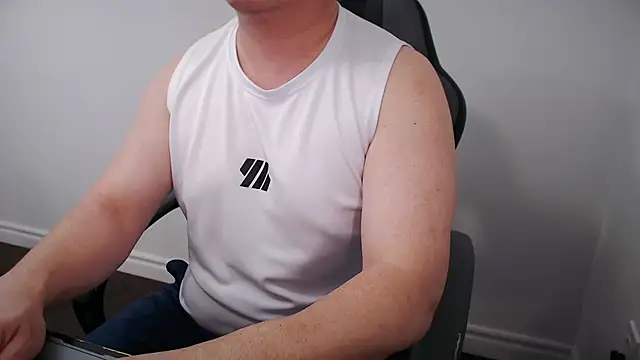 ordinaryJ Live XXX-chat