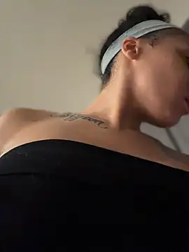 FerrariFrench – Live XXX-chat