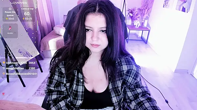 DiaAngell's Live XXX Chat