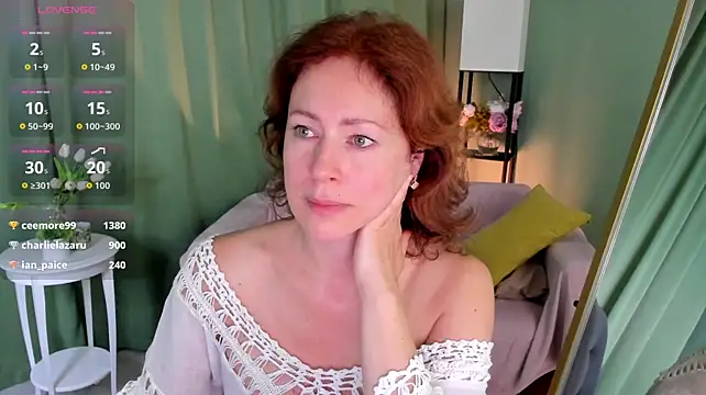 دردشة LeticiaRomano الجنسية المباشرة