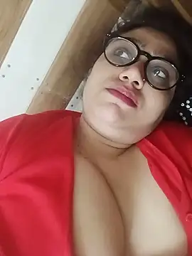 Czat XXX na żywo – Wildsimmi27