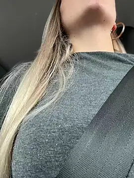 Crazy-Rosa Live XXX-chat