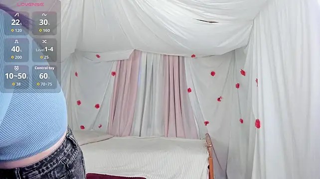 Crazykitta Live XXX-chat