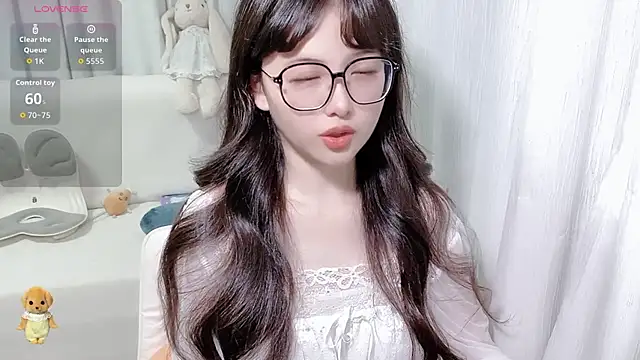 eunhee 现场XXX聊天