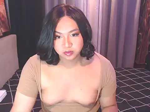 AsianHotPrecious – Naživo XXX chat