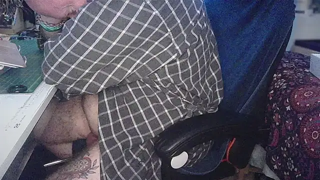 Chat XXX Live Tattooed_Dilf_01