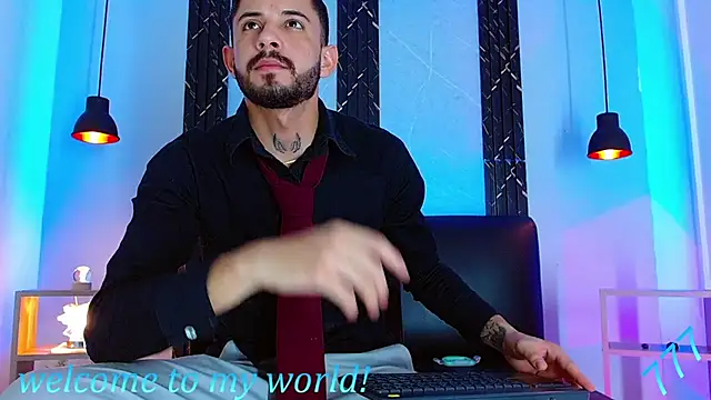 XXX chat uživo modela Erick_Wall