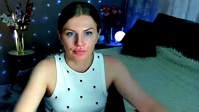XXX chat uživo modela JinnaGreat