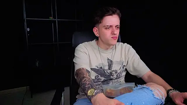 Chat XXX Live FelixStarkk