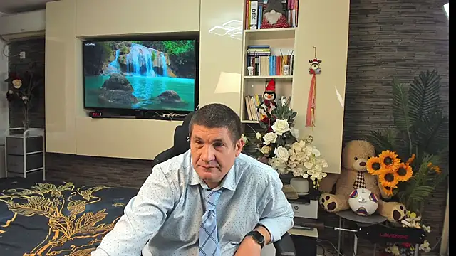 Chat XXX en directo de SpartacusDaddy48