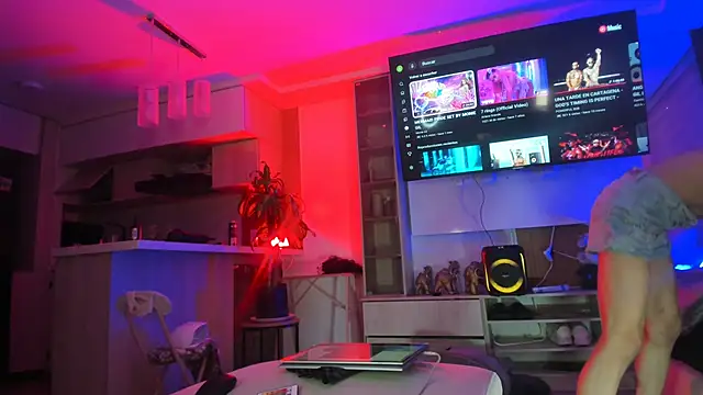 stormytt_'s Live XXX Chat