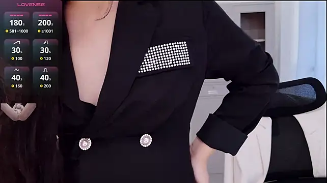 yangyang-777's Live XXX Chat