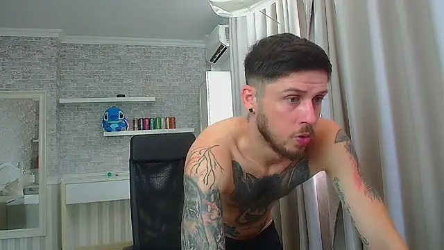 JonahShaw Chat XXX live