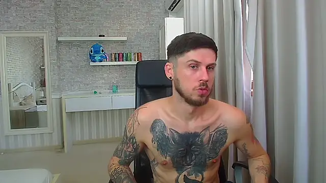 Chat +18 de JonahShaw ao vivo