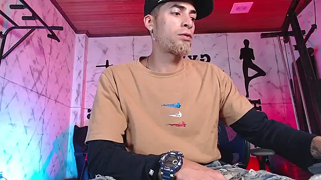 XXX chat uživo modela DrakeNeumann