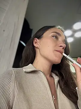QuietNicole Live XXX-chat