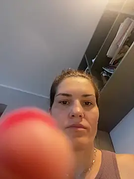 Ms-Lust1- Adlı Modelin Canlı XXX Sohbeti
