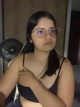 Chat +18 de XXXAngella ao vivo