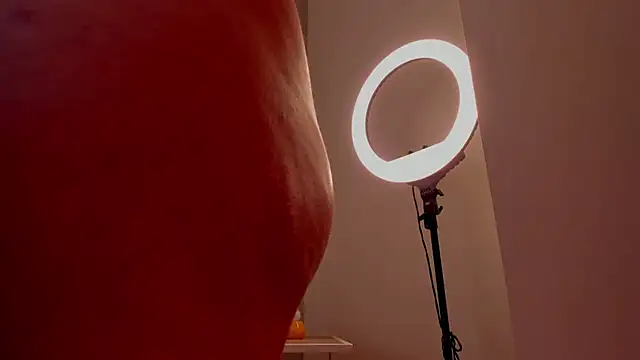 Sophiaa_sensual: онлайн-секс-чат