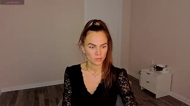 Nicea_Harrison: онлайн-секс-чат