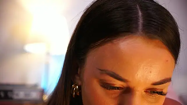 YayMaya live XXX chat