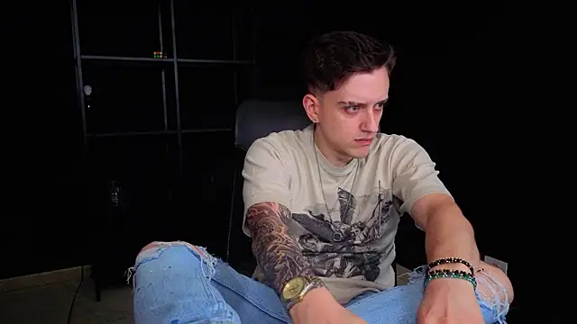 FelixStarkk 라이브 XXX 채팅