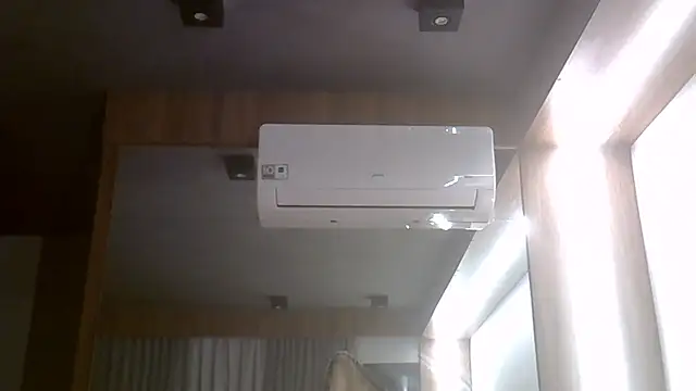 Show de SkinnyKitten na webcam
