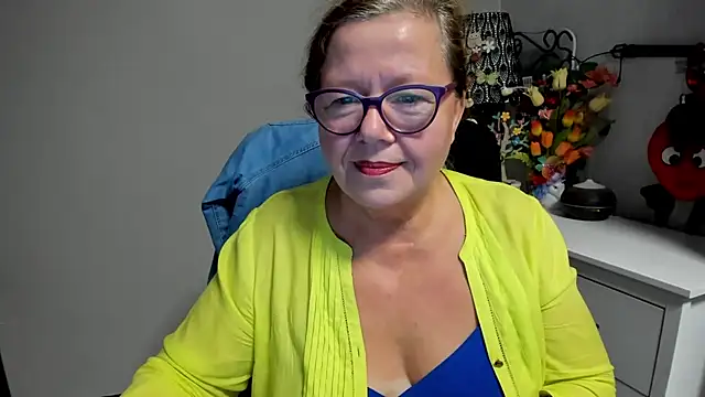 Adelewildx Chat XXX live