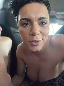 LukeLouHarvey Live XXX Chat