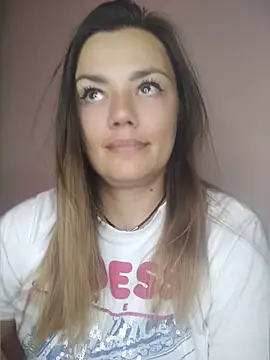 KrissSexi Chat XXX in diretta