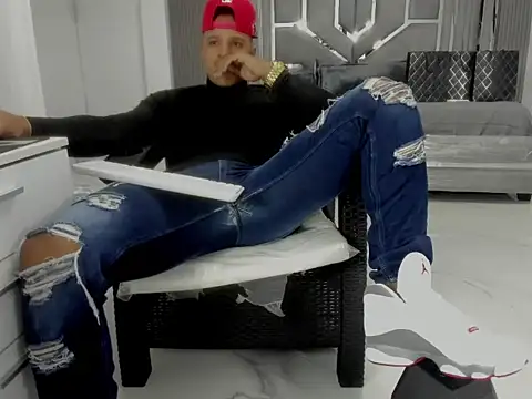 master_leather's Live XXX Chat
