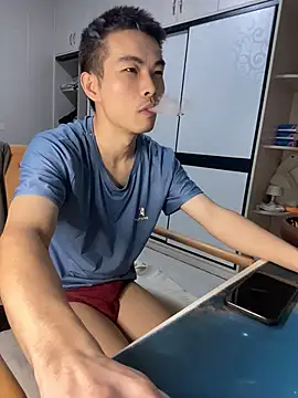 gutou001 现场XXX聊天
