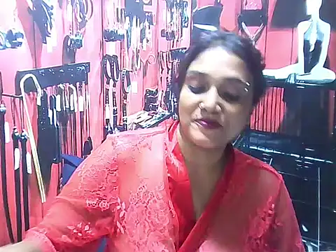IndianSexyLady20 live XXX chat