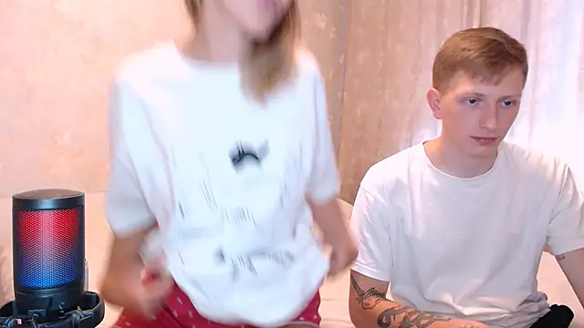 juliaanddima's Live XXX Chat