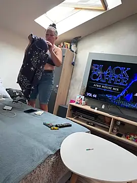 Živý XXX chat Ingerasul833