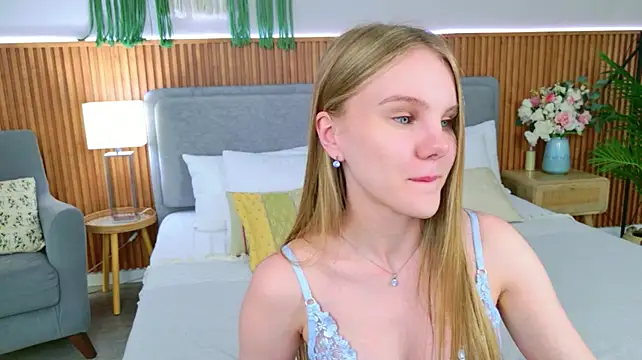 Chat +18 de Lili_Lohan ao vivo