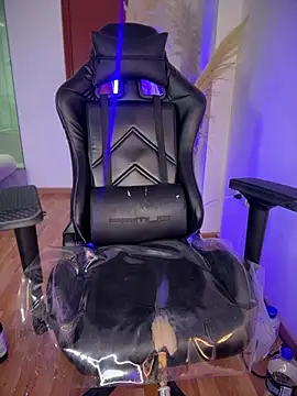saracaball_ XXX чат на живо
