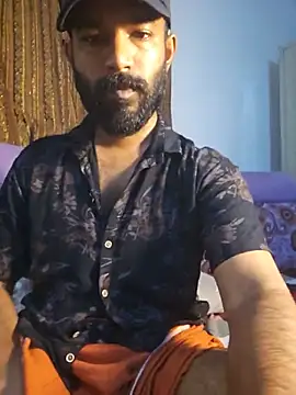 Mallukiran Adlı Modelin Canlı XXX Sohbeti