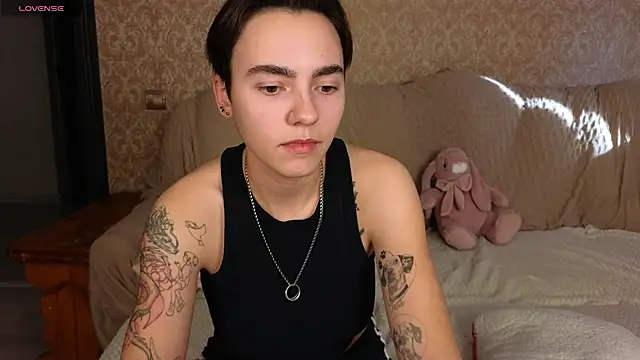 Czat XXX na żywo – Lilihere_
