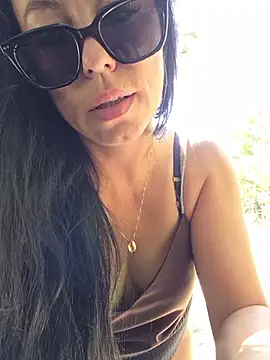 -Pupsiki- Live XXX-Chat