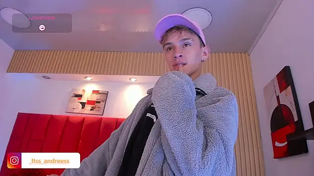 LiamWildx20 Webcam Show
